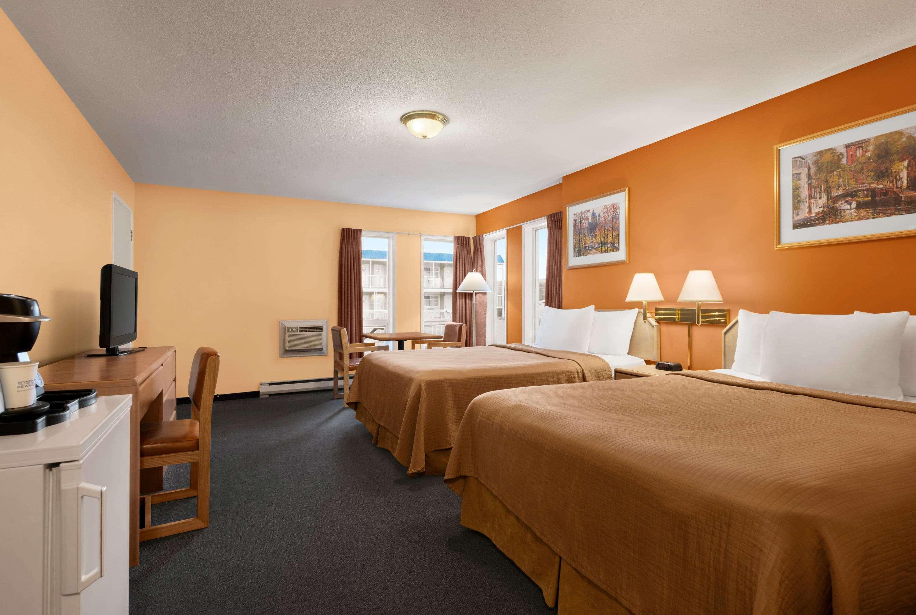 Travelodge By Wyndham Quesnel Bc Zewnętrze zdjęcie