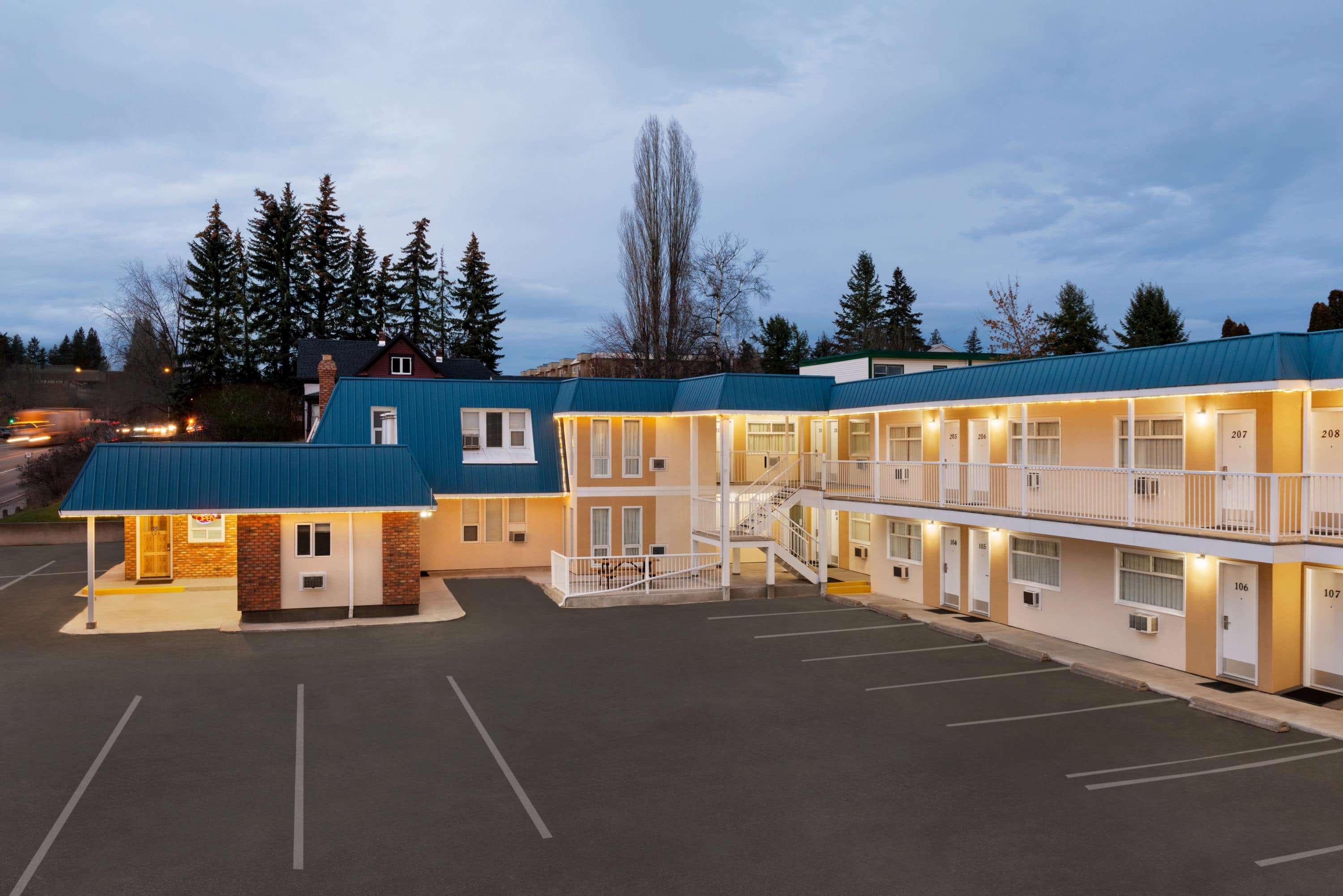 Travelodge By Wyndham Quesnel Bc Zewnętrze zdjęcie
