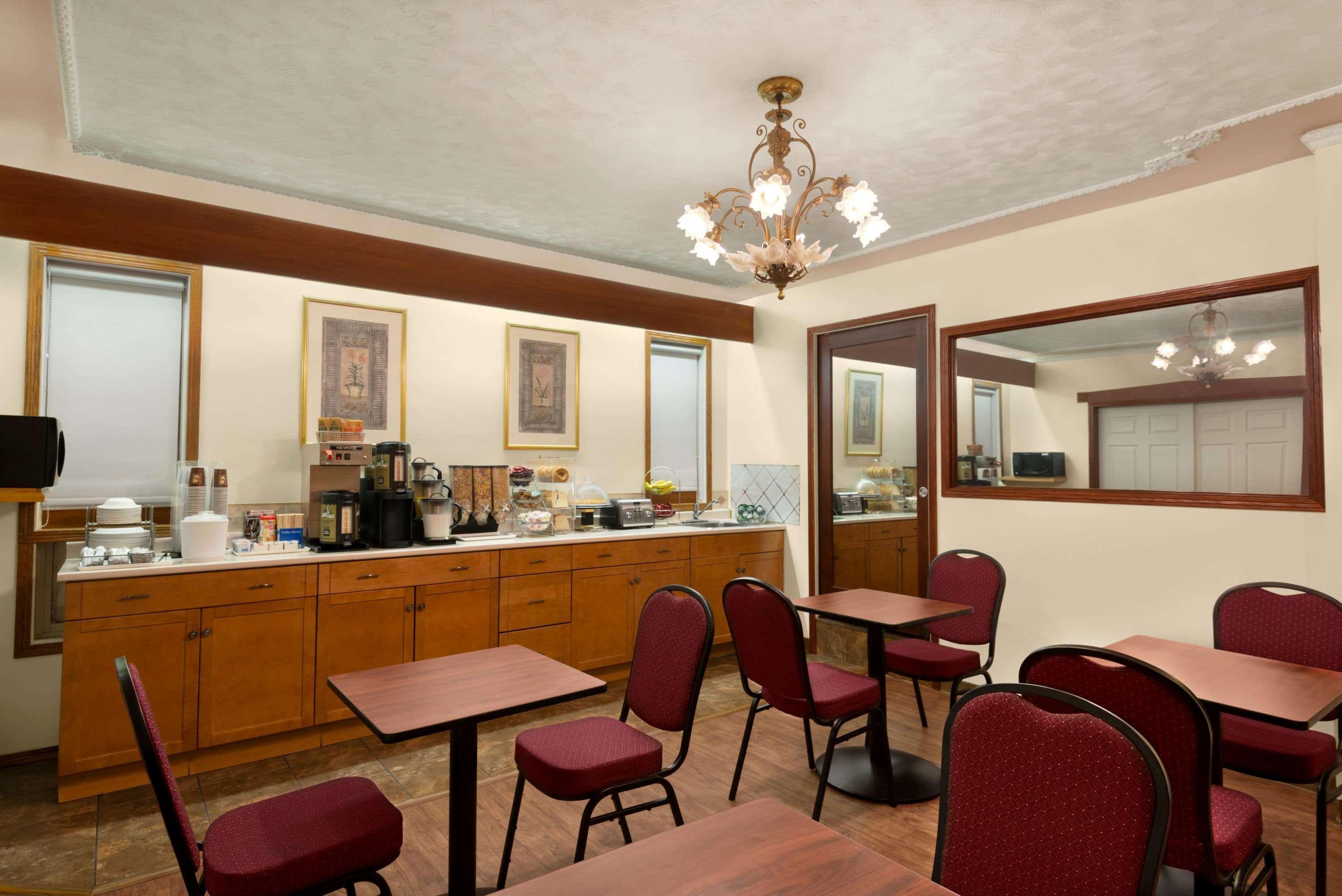 Travelodge By Wyndham Quesnel Bc Zewnętrze zdjęcie