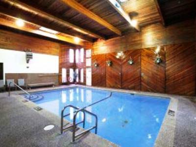 Travelodge By Wyndham Quesnel Bc Zewnętrze zdjęcie
